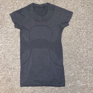 Lululemon Short Sleeved Tee